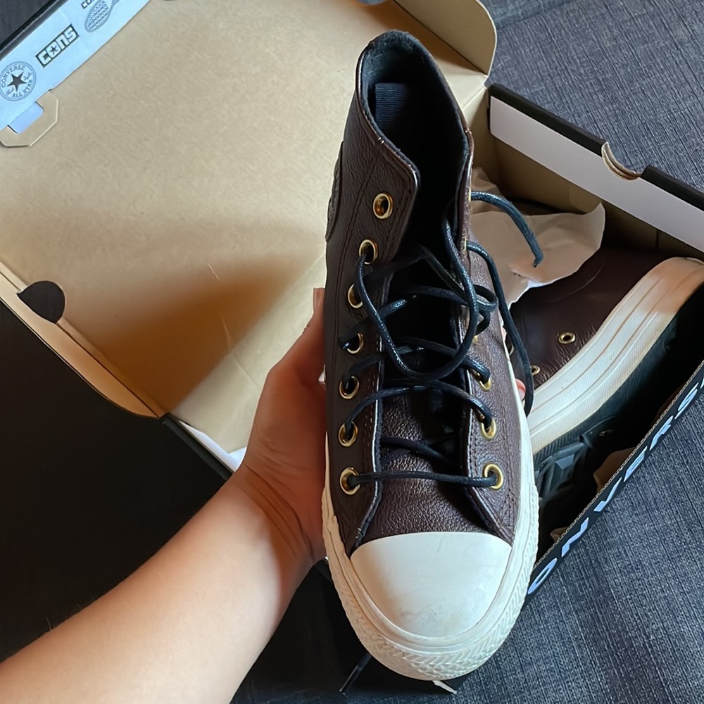 Leather Converse - Picture 2 of 5